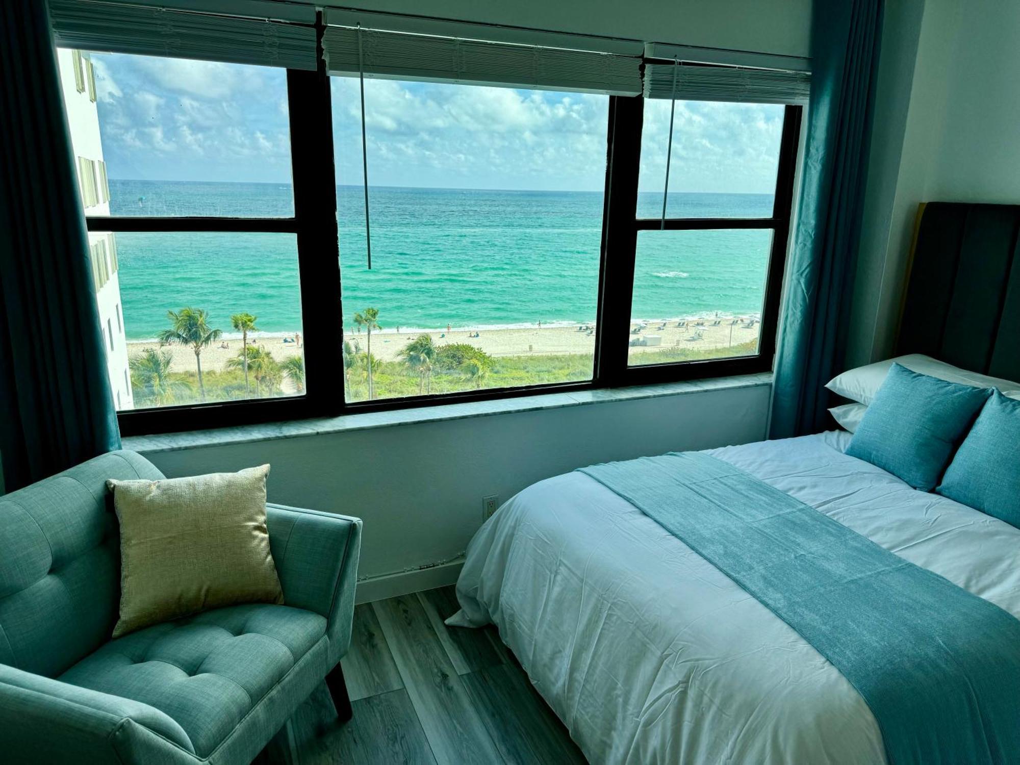 Directly On The Beach With Pool & Ocean View ميامي بيتش المظهر الخارجي الصورة